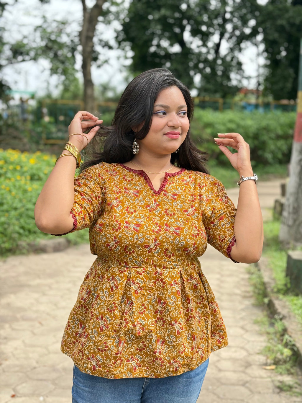 Madhuri short kurti